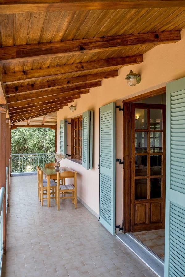 Villa Artjeta Kastrosikia Bagian luar foto